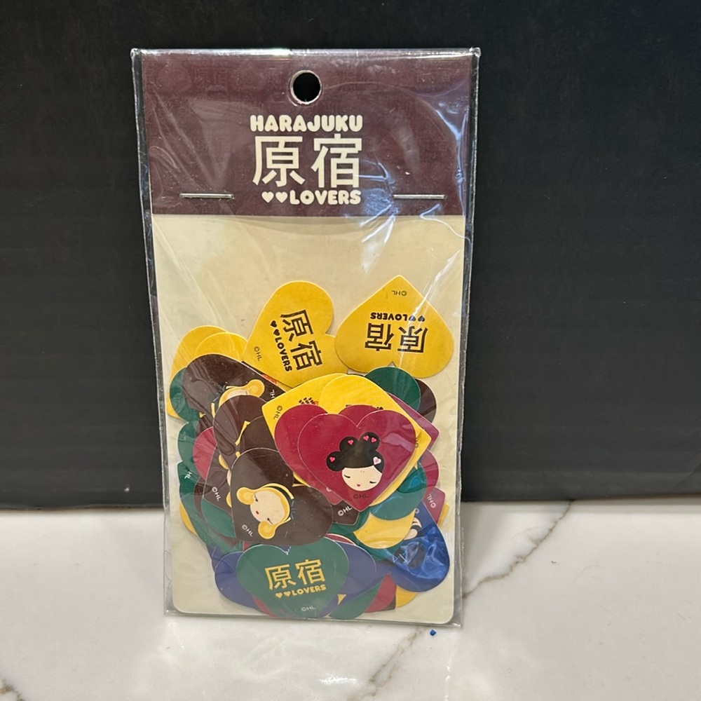 HARAJUKU LOVERS Vintage Stickers (pack of 100)